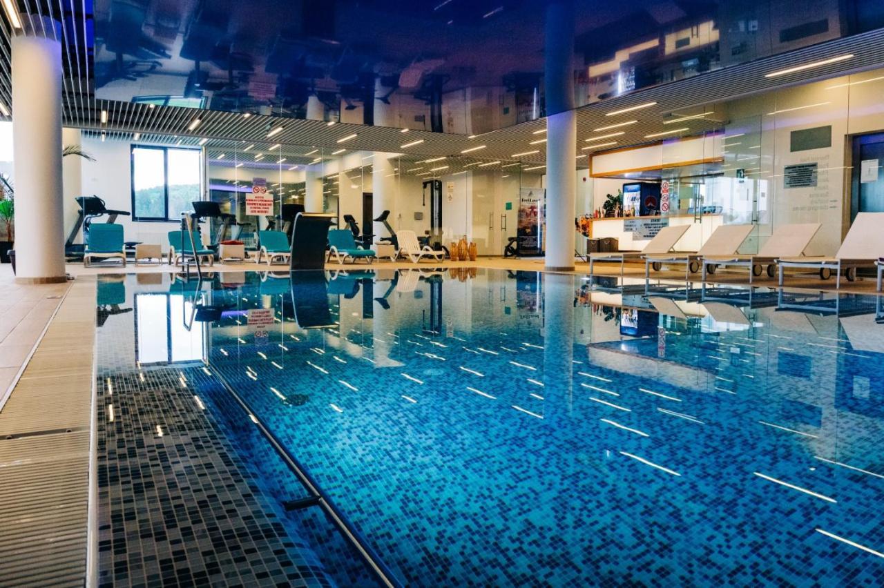 Elexus Apartments 포이아나브라소프 외부 사진