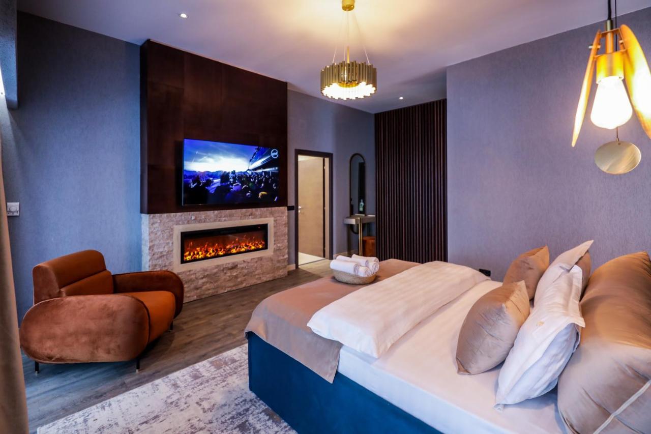 Elexus Apartments 포이아나브라소프 외부 사진