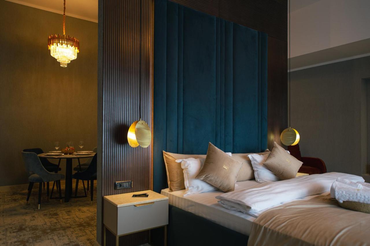 Elexus Apartments 포이아나브라소프 외부 사진