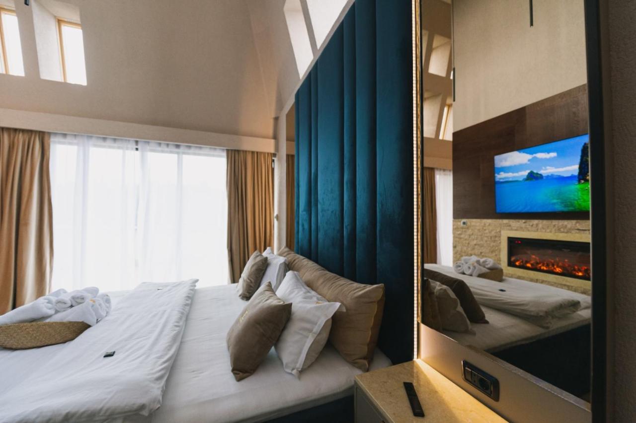 Elexus Apartments 포이아나브라소프 외부 사진