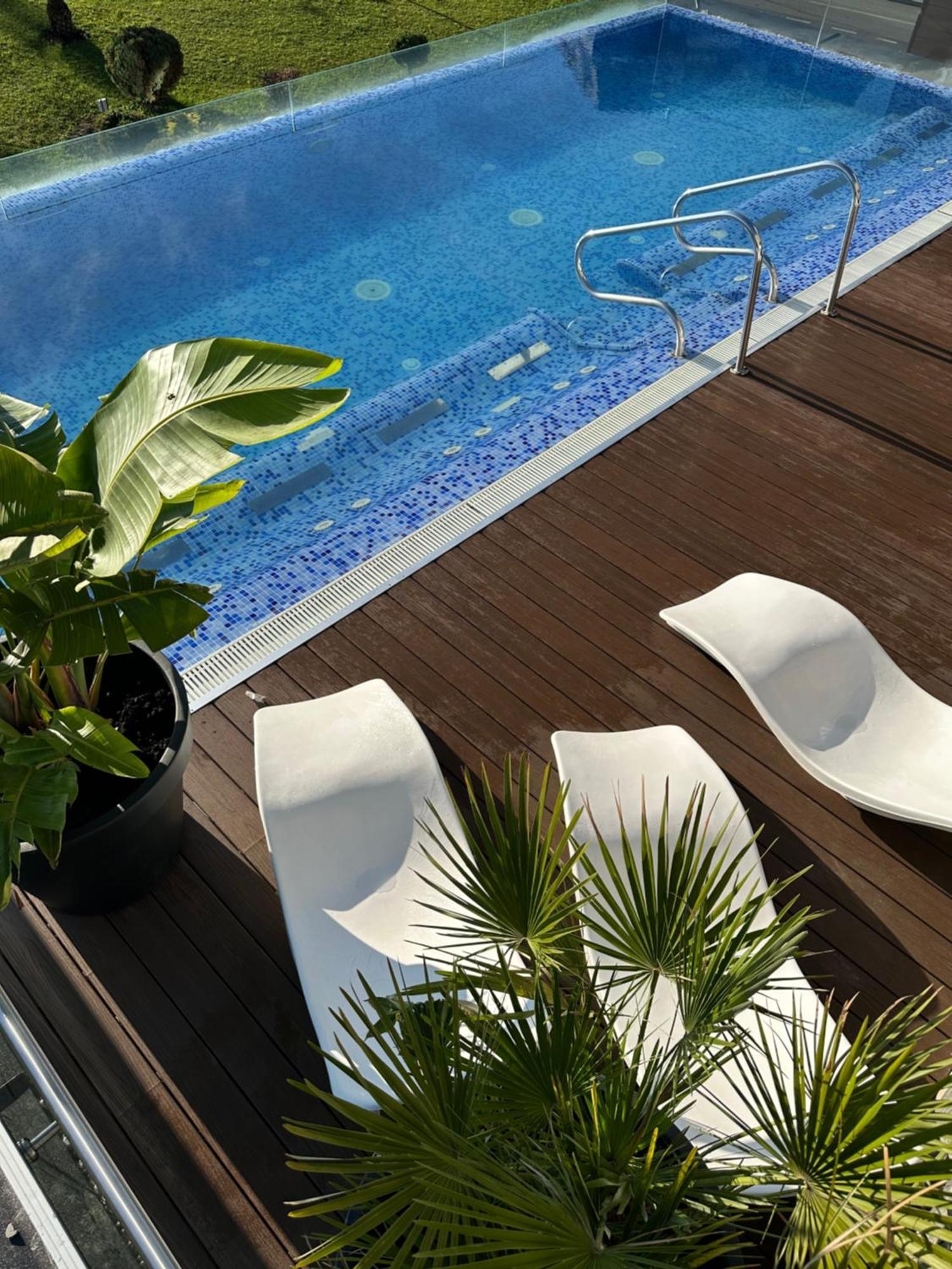 Elexus Apartments 포이아나브라소프 외부 사진