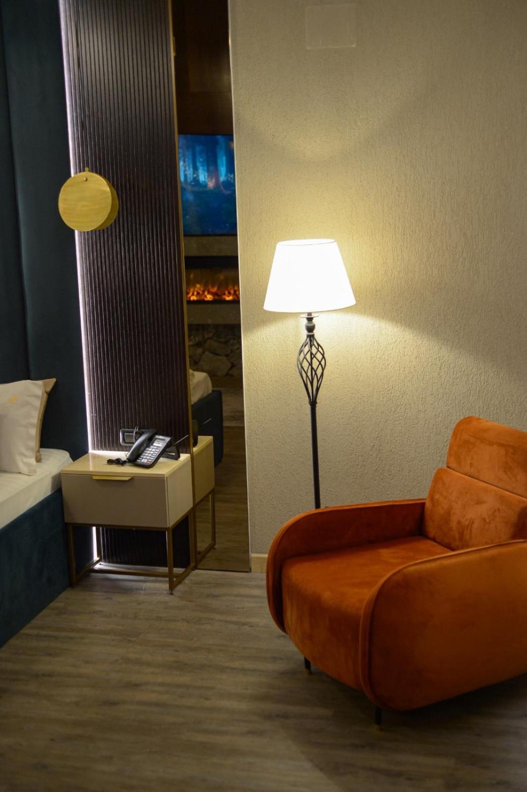 Elexus Apartments 포이아나브라소프 외부 사진